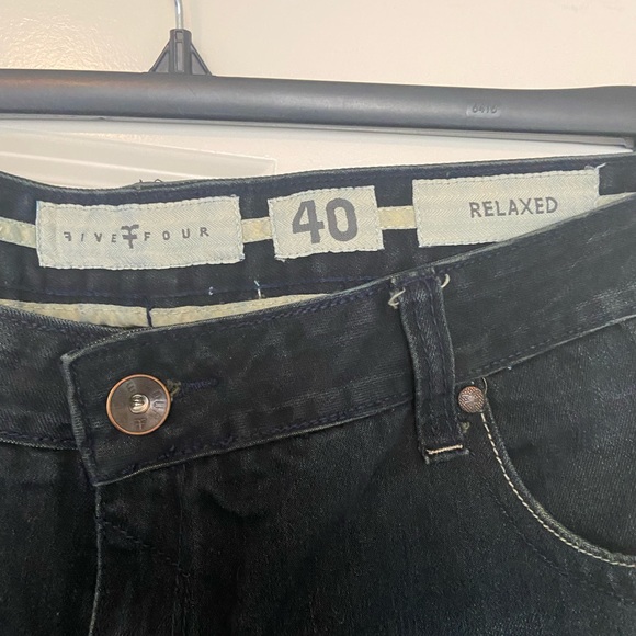 Five Four Men’s distressed jeans * Closeout * - Picture 5 of 5